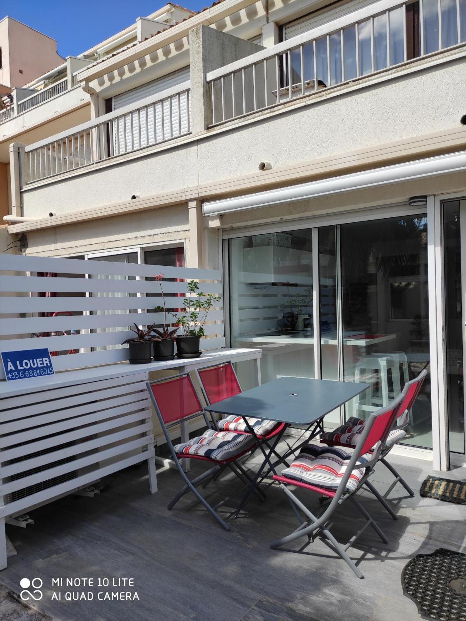 Village Naturiste Studio En Rdj ,Piscine ,Parking Agde Room photo
